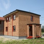 対面キッチンとアイデア収納が住み心地を高める家